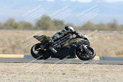media/Apr-20-2025-CVMA (Sun) [[39090e8767]]/Race 2-Supersport Middleweight/